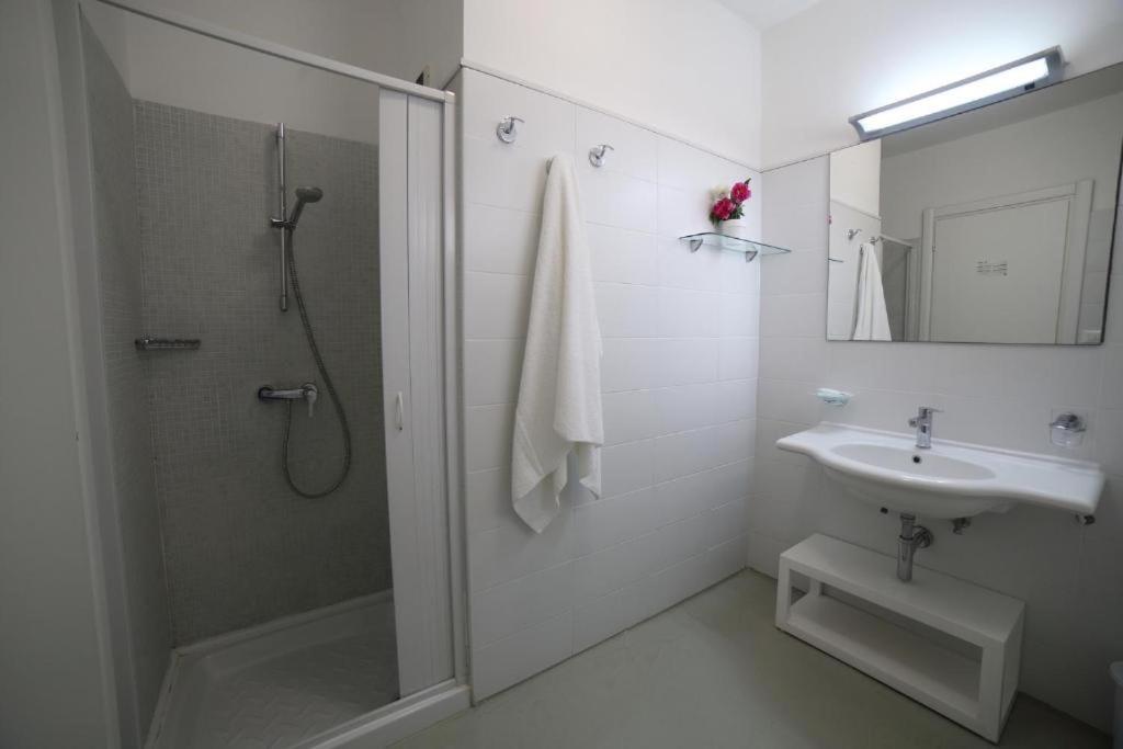 Hotel Beach Salento Marina Di Pescoluse Εξωτερικό φωτογραφία