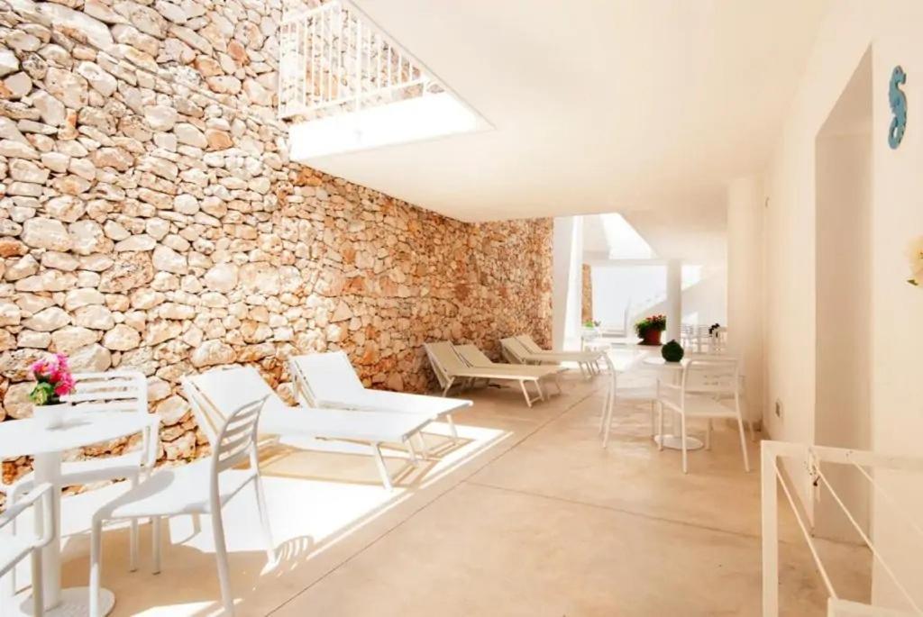 Hotel Beach Salento Marina Di Pescoluse Εξωτερικό φωτογραφία