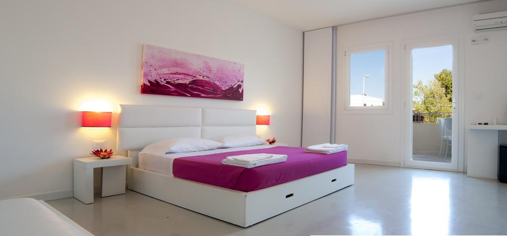 Hotel Beach Salento Marina Di Pescoluse Εξωτερικό φωτογραφία