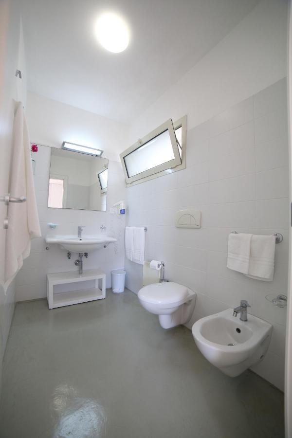 Hotel Beach Salento Marina Di Pescoluse Εξωτερικό φωτογραφία